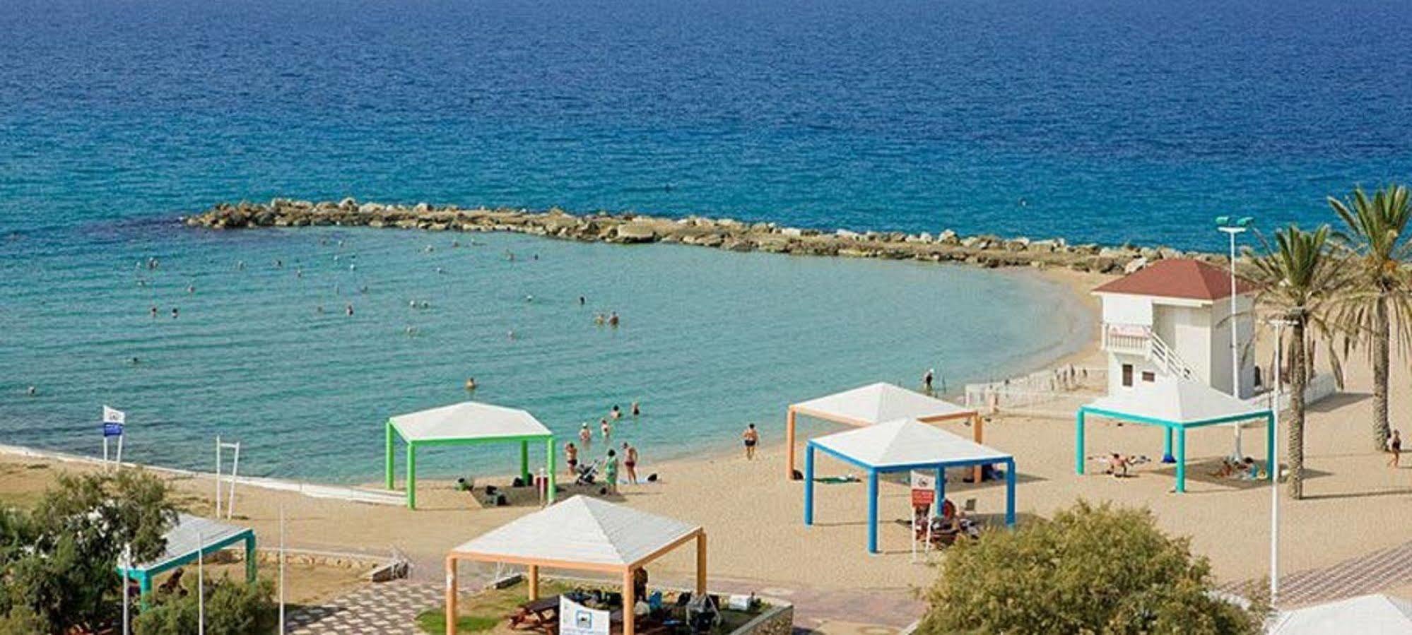 Ga'Aton Motel Нахария Екстериор снимка