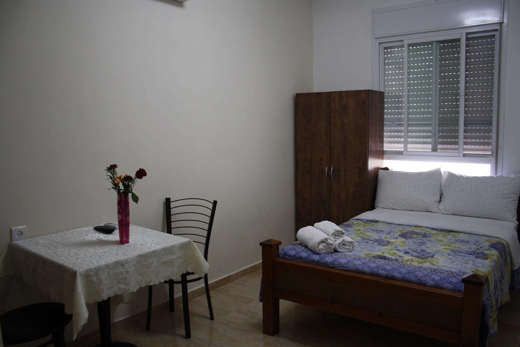 Ga'Aton Motel Нахария Екстериор снимка